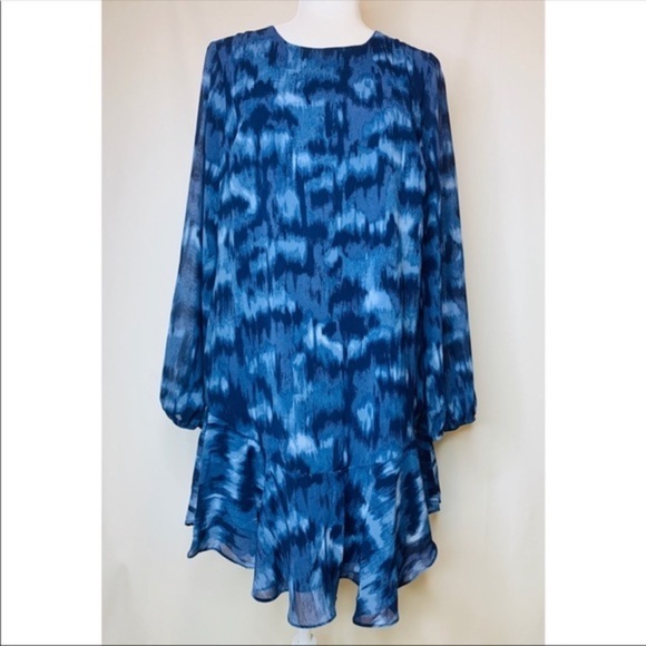 NWT BCBGMAXAZRIA Ikat blue tiered ruffle dress M - Picture 3 of 7
